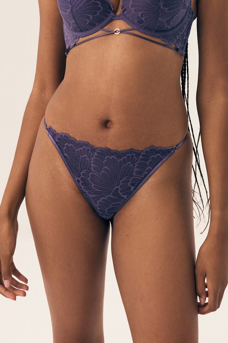 42510 BARI/59X Трусы стринги