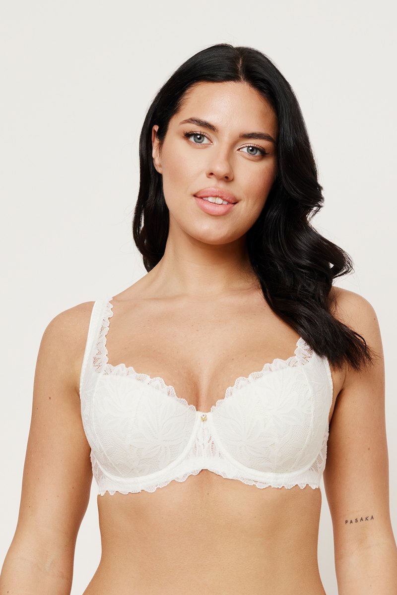 BELLA MILK NEW Full Cup Бюст