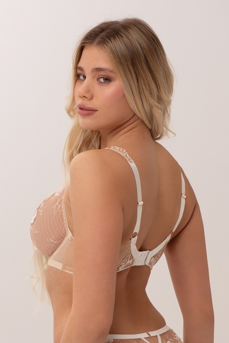 PATRICIA BEIGE Soft Bralette Бюст
