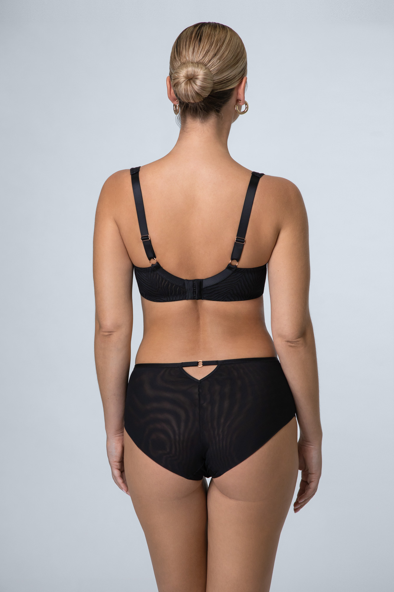 Aira трусы с завышенной талией